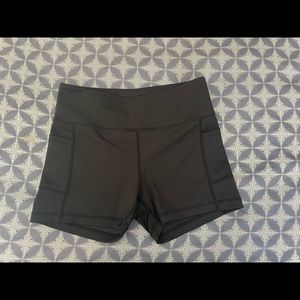 ZYIA Active Black Light n Tight Pocket Hustle Shorts NWOT